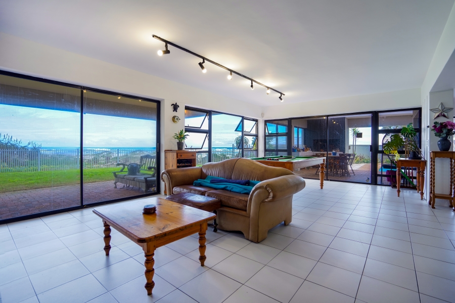 4 Bedroom Property for Sale in Van Riebeeckstrand Western Cape